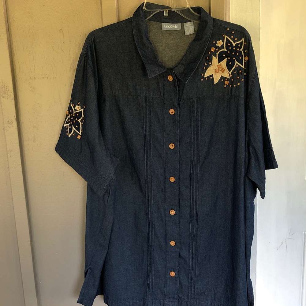 Liz & Me 100% Cotton Floral Embroidered Beaded Button Down Denim Top Size 4X